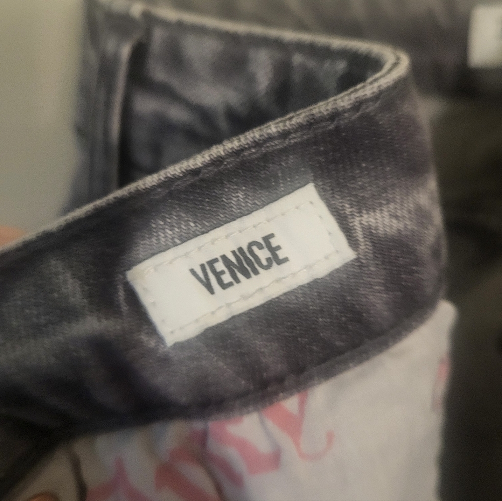Juicy Couture Venice Grey Marble Wash Straight Leg Frayed Hem Jeans Plus 20W NWT - Picture 5 of 8